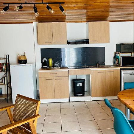 Gite E & M Saint-Denis-de-Pile Екстериор снимка